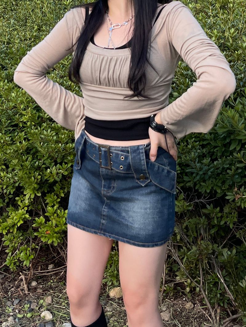 airy Off-Shoulder Shirring Long sleeve