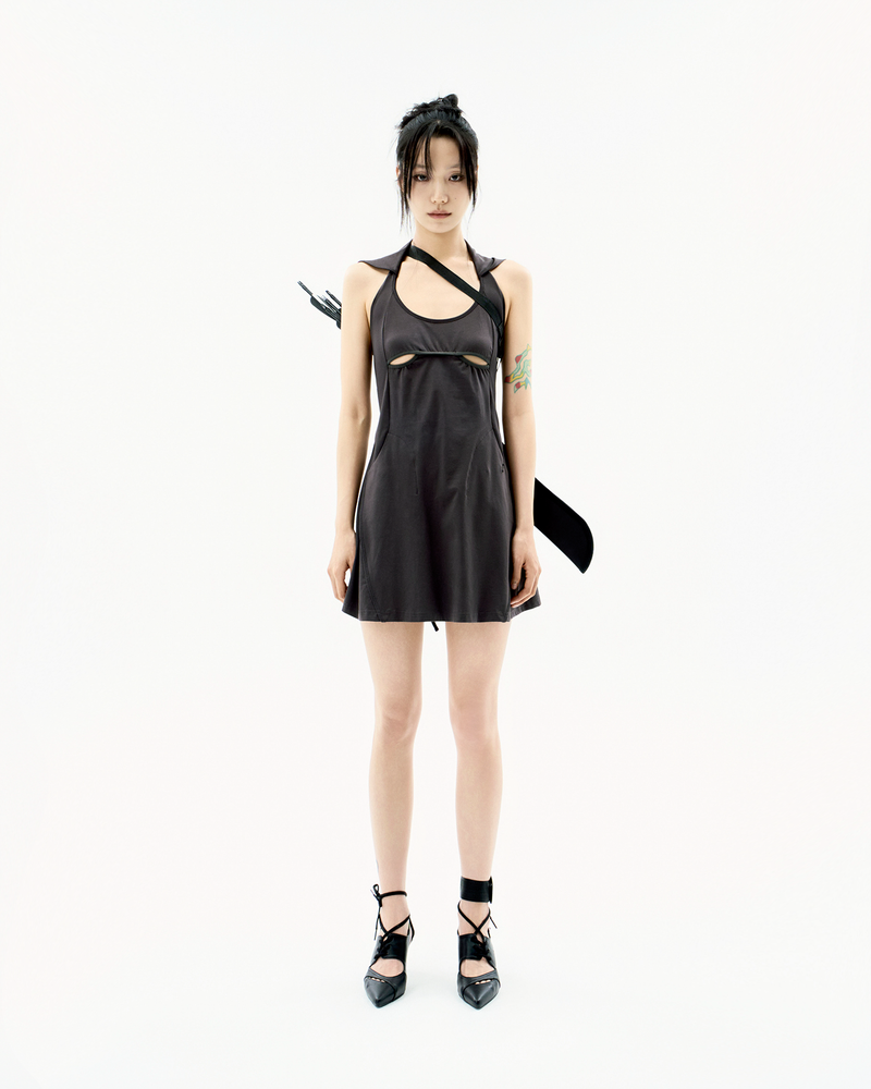 ojos（オホス）の「Halter Hoodie Apron Dress / Charcoal（Dresses）」