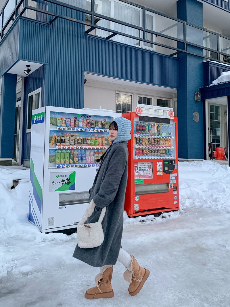 フローモヘアロングコート