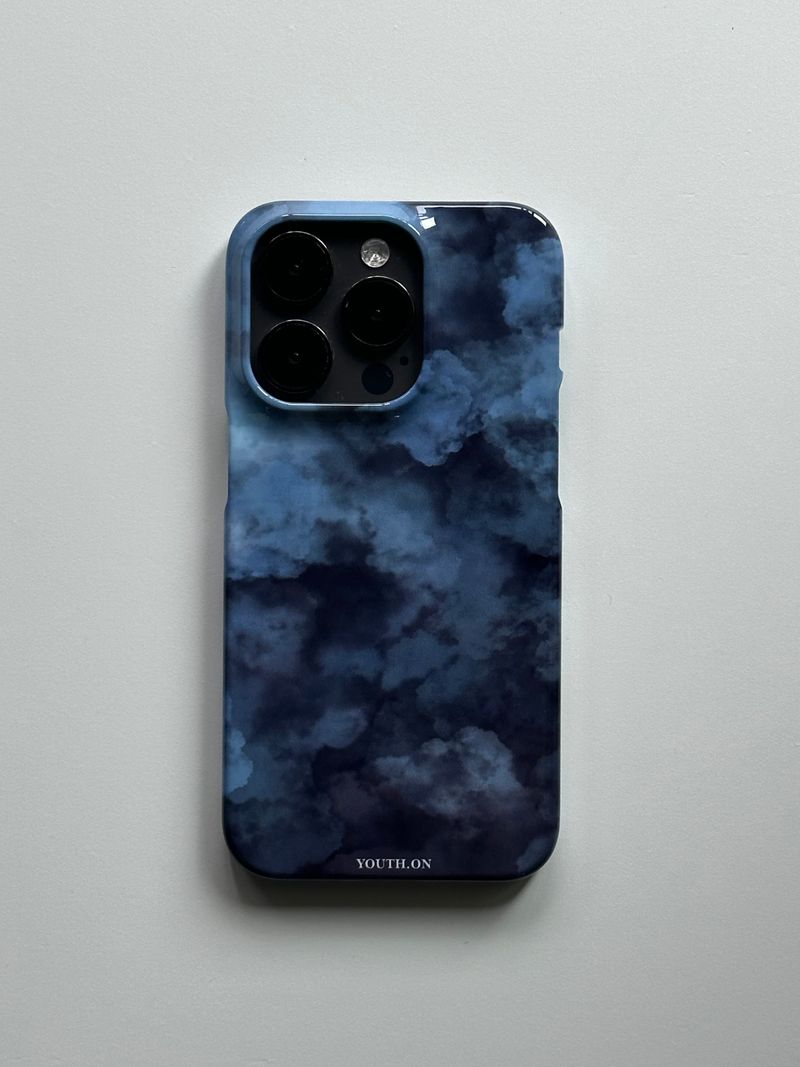 youth on(ユース オン)の「ink cloud case (blue)(Smartphone Accessories)」