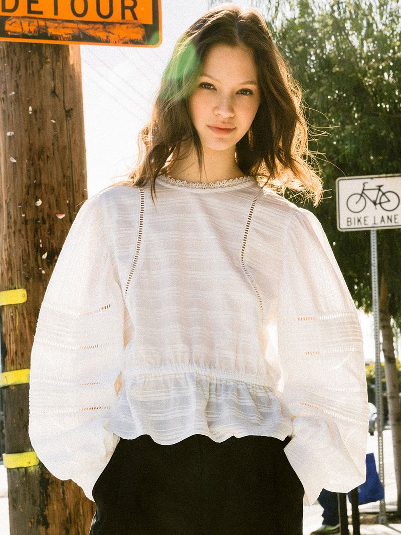 VITALSIGN(バイタルサイン)の「Lace Wrinkle Puff Blouse (2colors)(Tops)」
