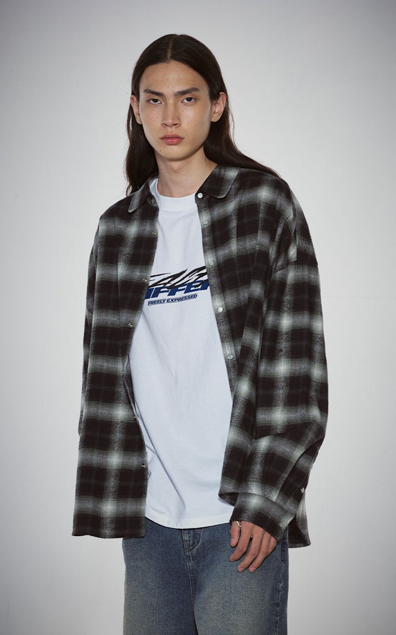 GRAFFITI LONG SLEEVE_WHITE