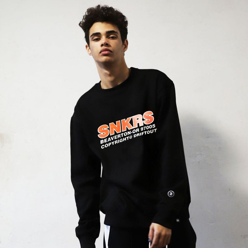SNKRS LOGO RED