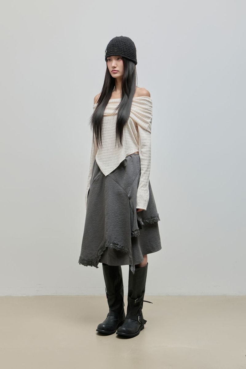 Cowl-neck Open Shoulder Tee_Ivory
