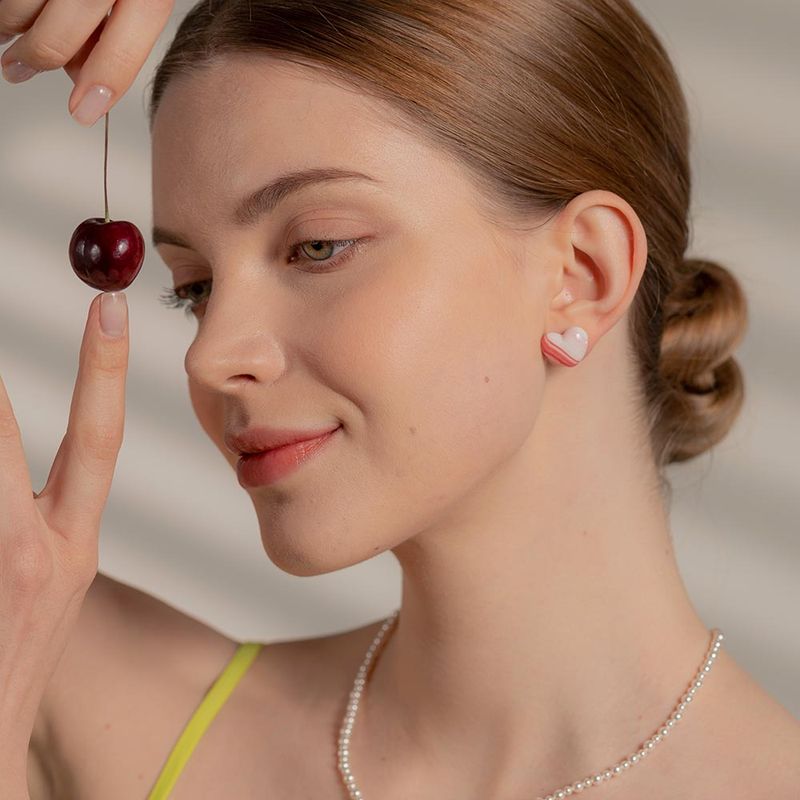 2022パントンマーブリングピアス