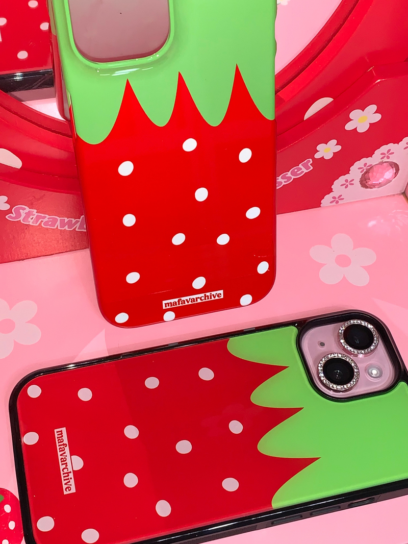 MAFAVARCHIVE(マイフェイブアーカイブ)の「レッドストロベリーグラスケース(スマホグッズ/小物)」
