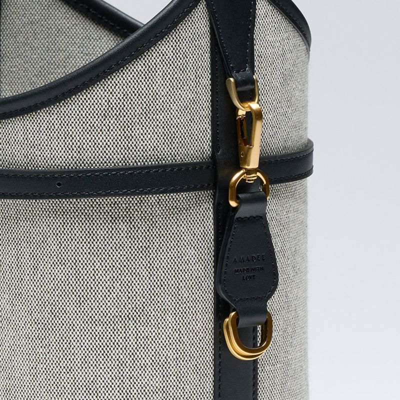 JANE CANVAS Black & Straplink