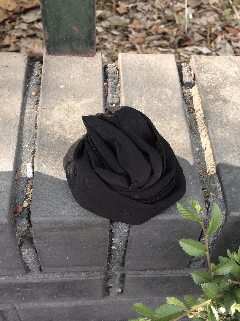 adorntie(アドオンタイ)の「 Tiny Dot Scarf (black)(Fashion Accessories)」