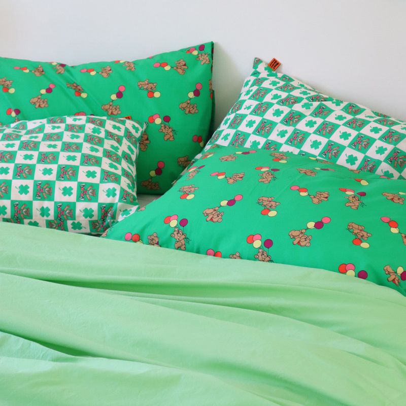 Gom pillow case