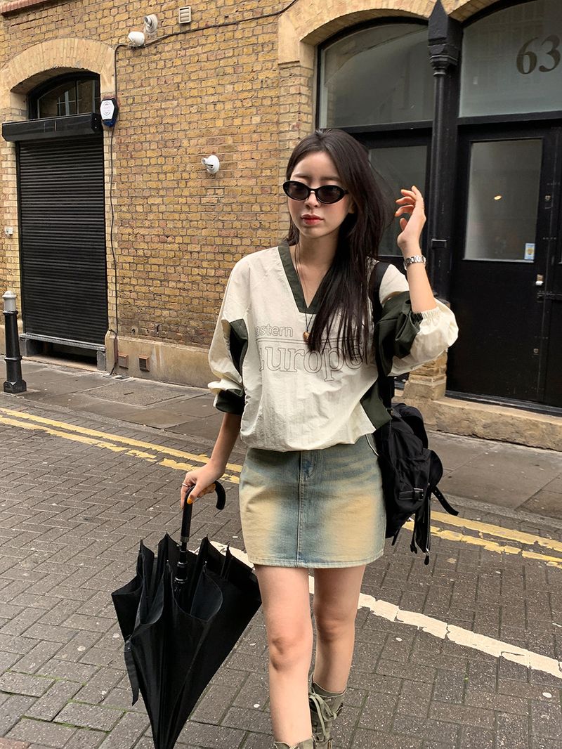Dunes European Nylon V Sweatshirt