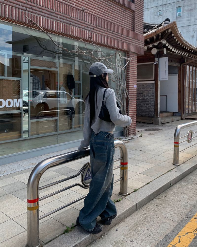(Unisex) ボタンダメージデニムパンツ