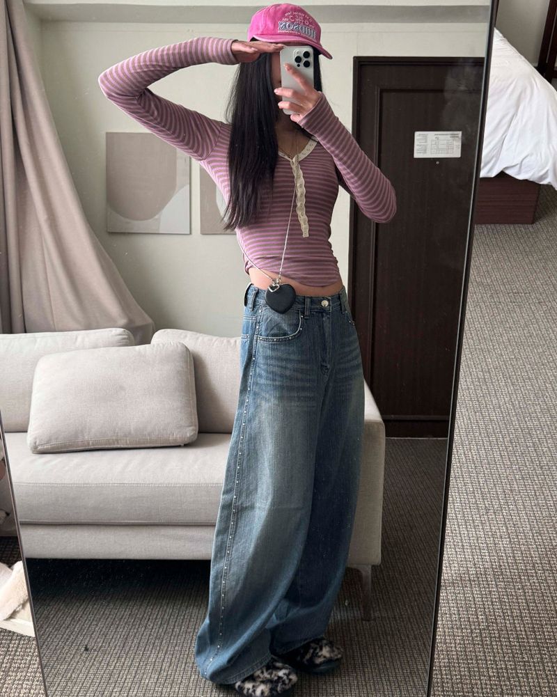 Stud denim pants