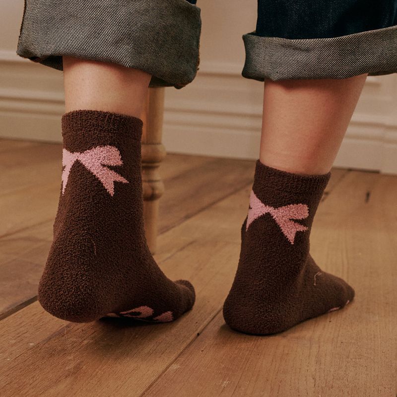 ALLINCOMPLETE（オールインコンプリート）の「ALCP Ribbon Fluffy Socks (6 Colors)（Fashion Accessories）」