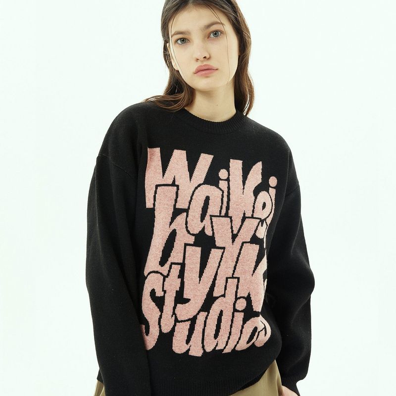 Logo typography knit