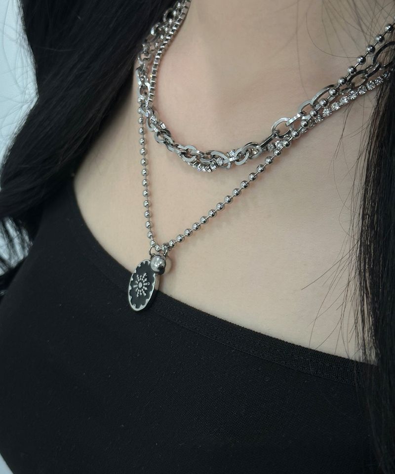 sunrise round necklace