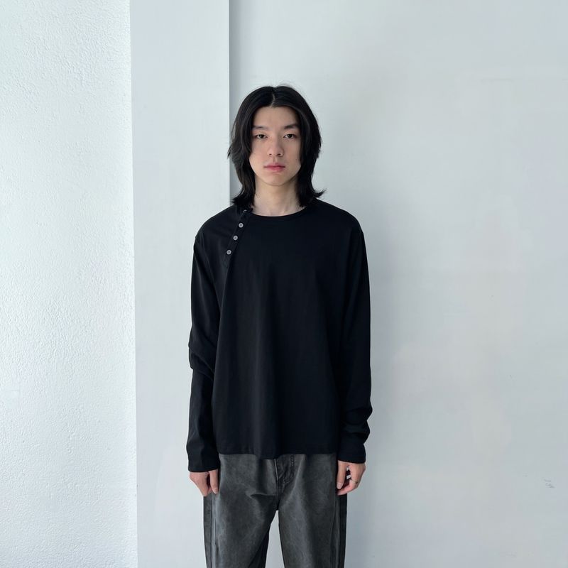 FADE MEET（フェードミート）の「ハイストリートアシンメトリーカット長袖トップス（トップス）」