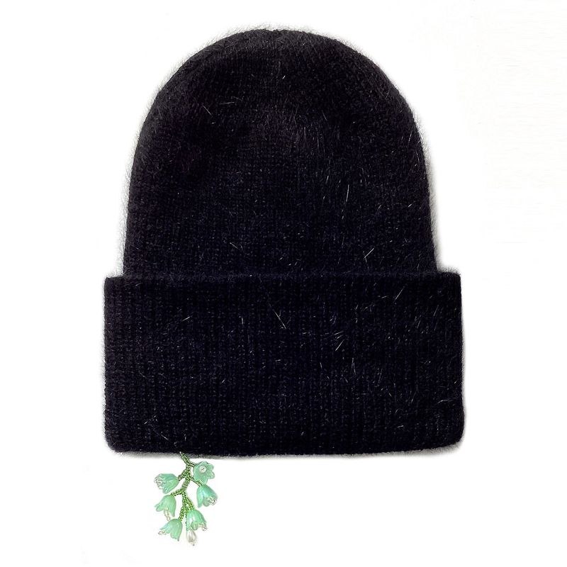 Drop Green Flower Beads Beanie [Angora Black]