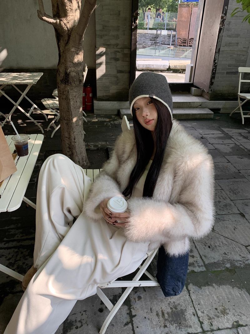 Snow Fox No Collar Fur Jacket