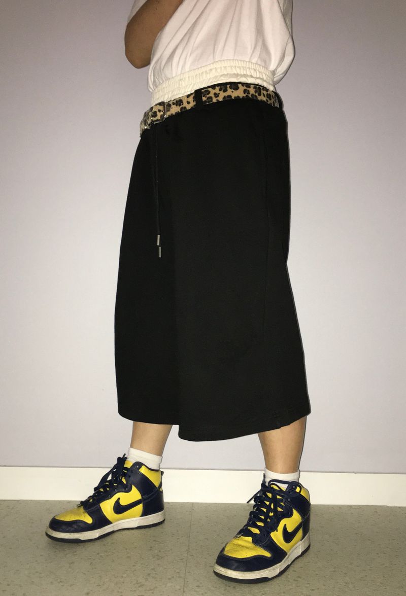 Belted Layered Sagging Shorts (2c)