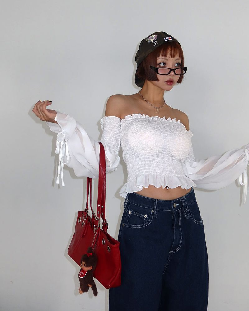 Delight-J（ディライトジェイ）の「Chalala Smoke Off-Shoulder Blouse（Tops）」
