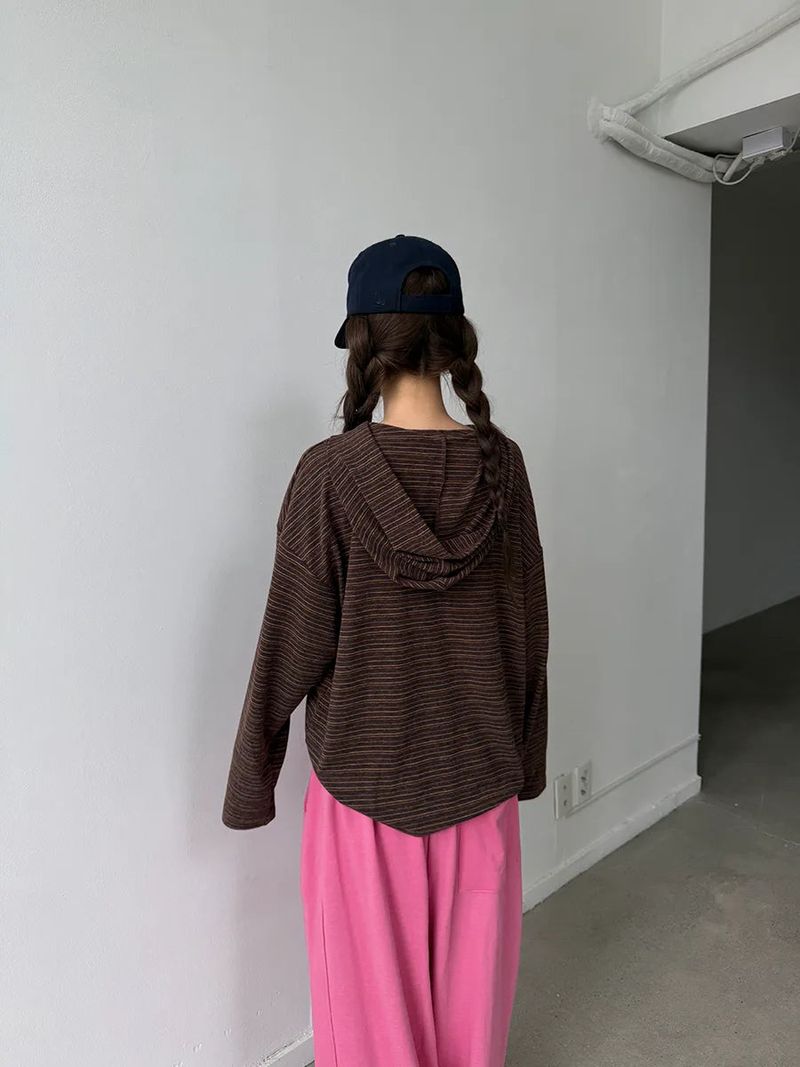 tension stripe hood T