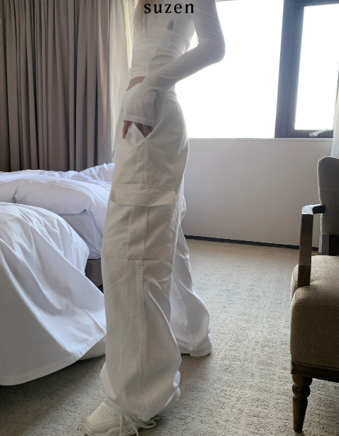 Uncheek Wide White Cargo Pants