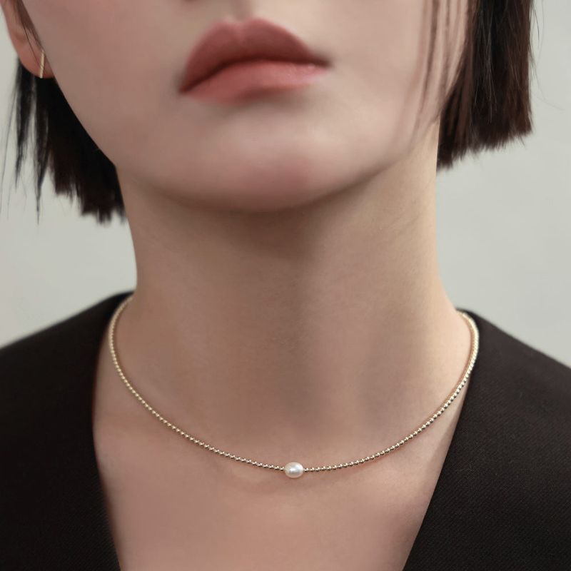 Less is more（レスイズモア）の「14K goldfilled pearl necklace（Accessories）」