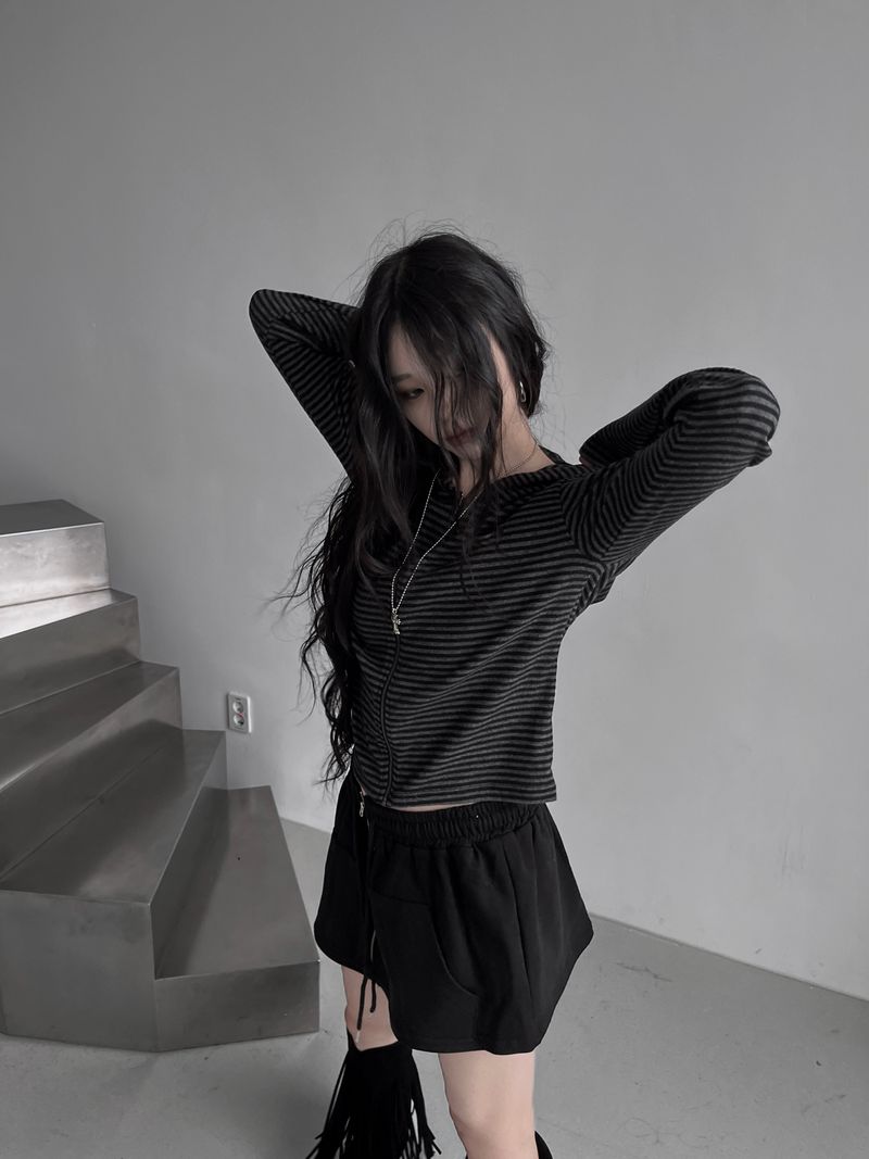 stripe boa hood zip-up