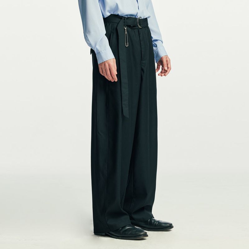 belted pin wide slacks black