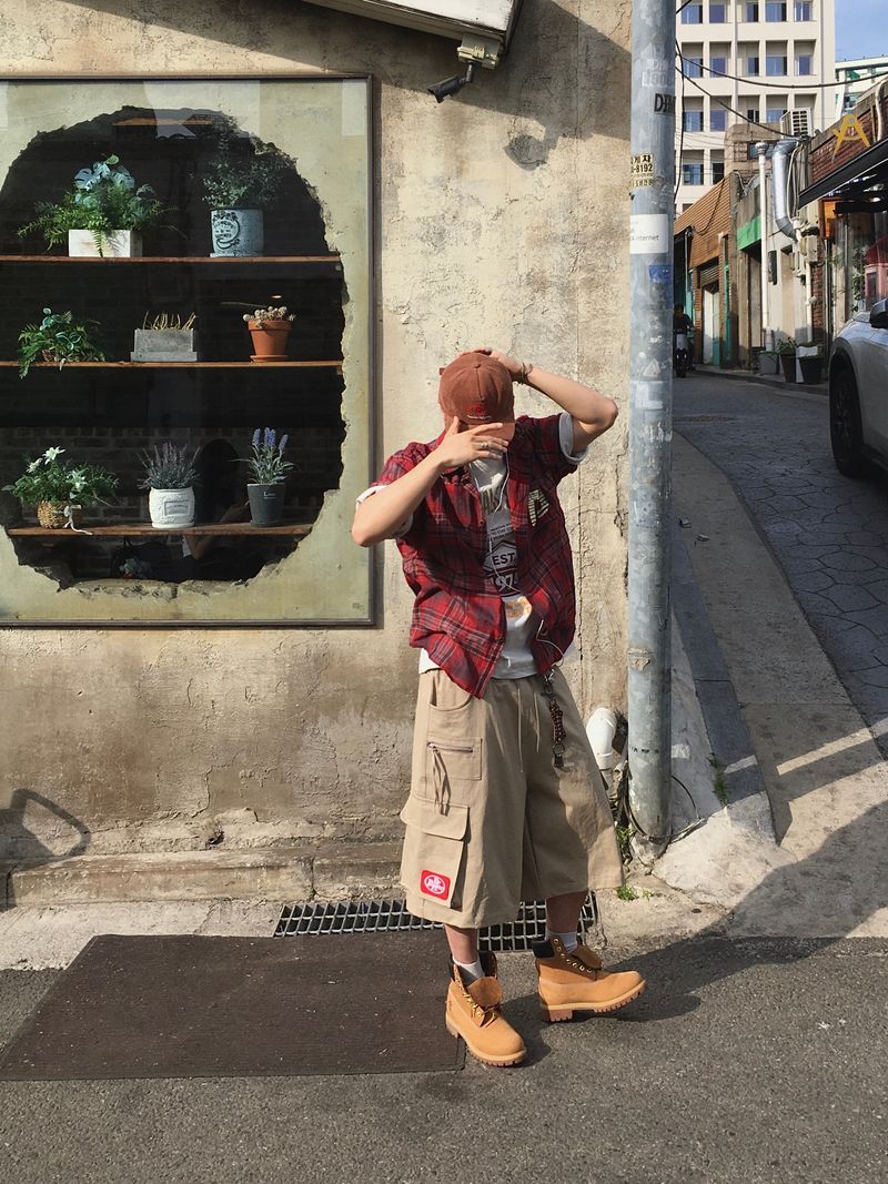 Kinch Pepper Cargo Bermuda Pants 2C