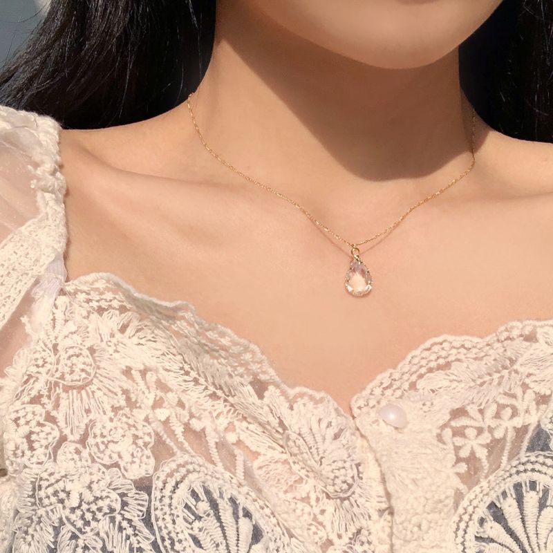 Younglong Crystal Earrings & Necklace set