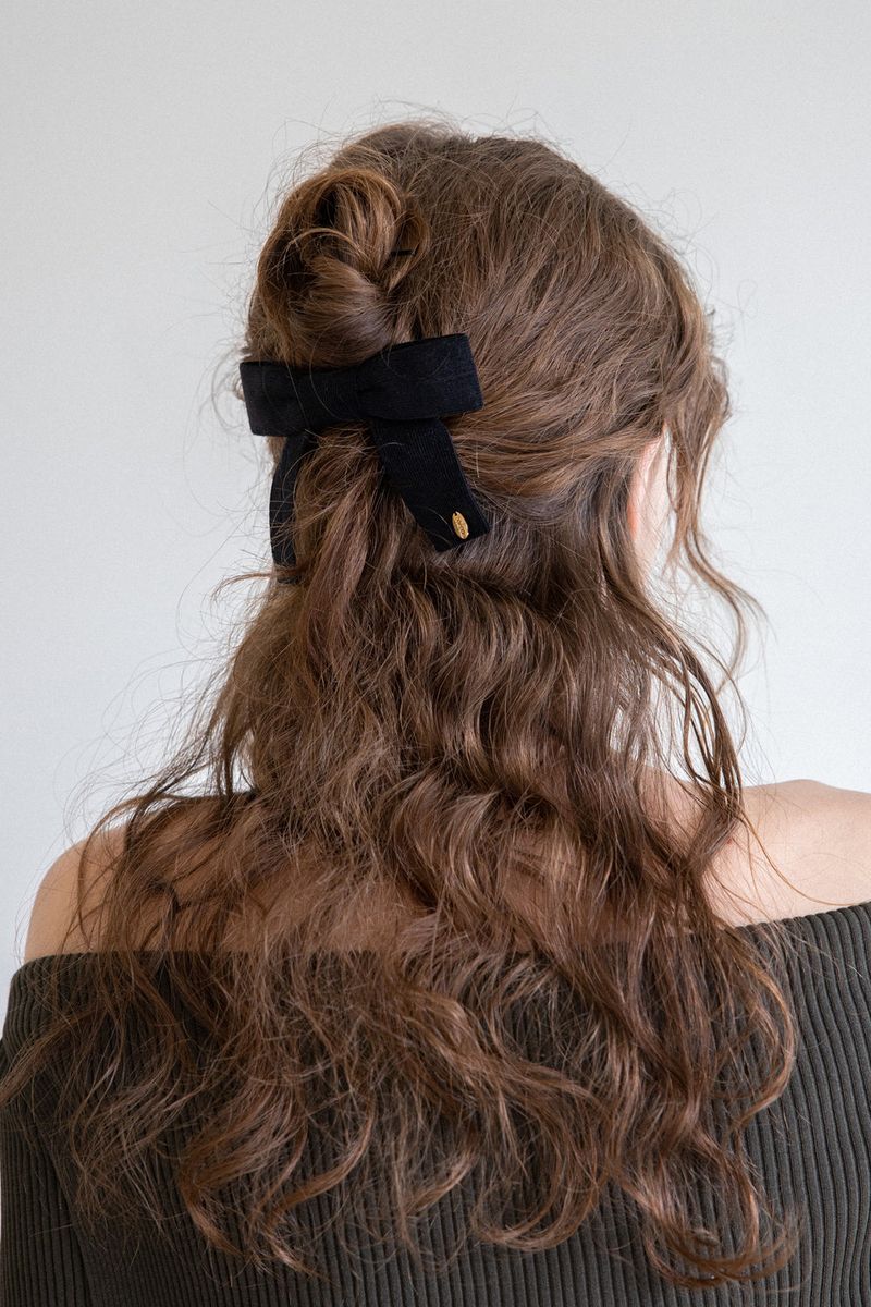  Black corduroy ribbon hairpin