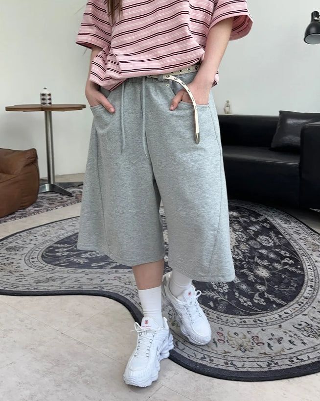 Medi Curve Sweat Bermuda Pants