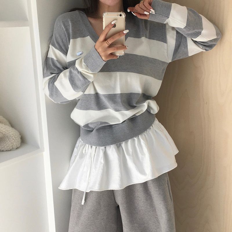 [MADE] striped deep V-neck knit