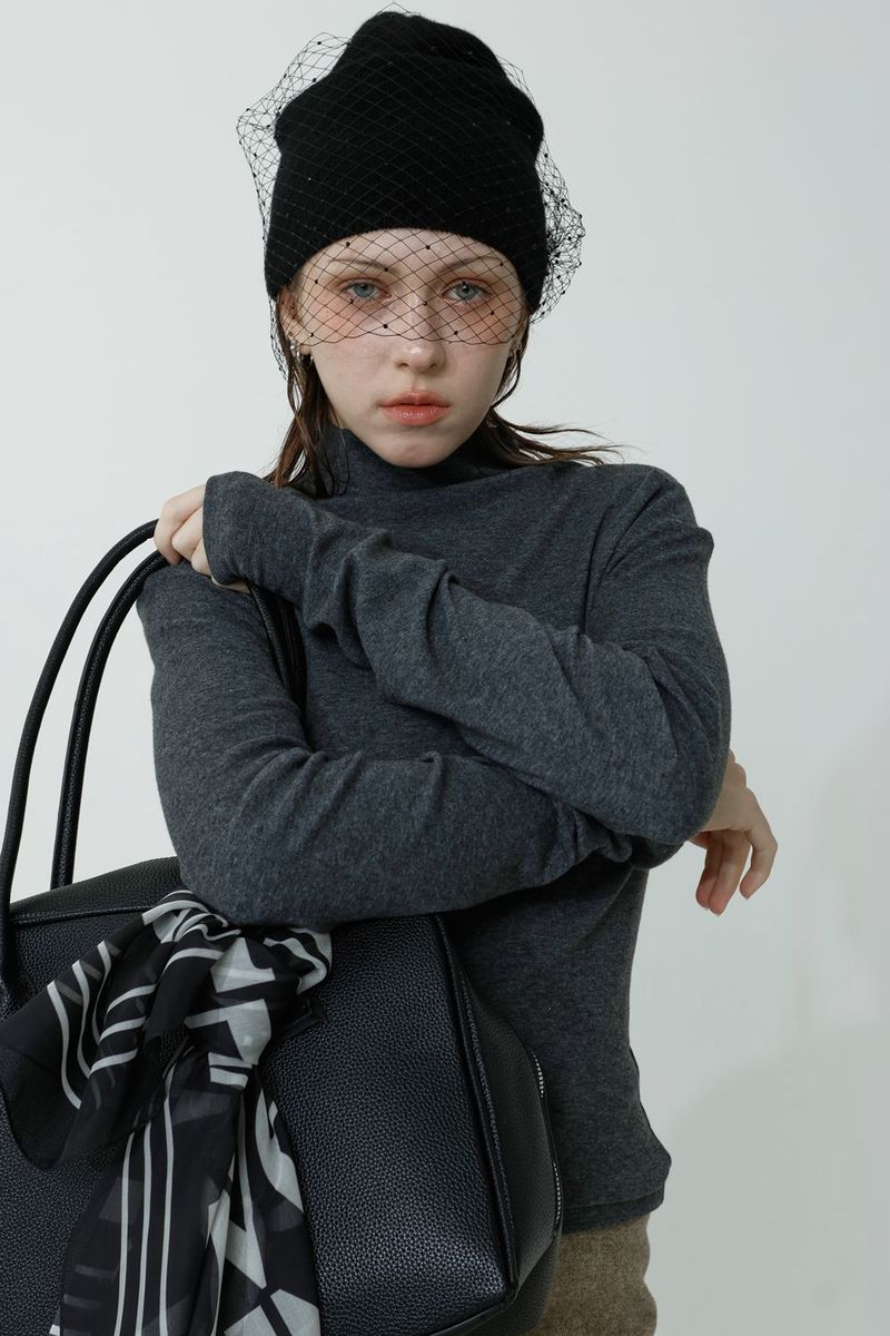MOCK SEMI-TURTLENECK T-SHIRT_CHARCOAL