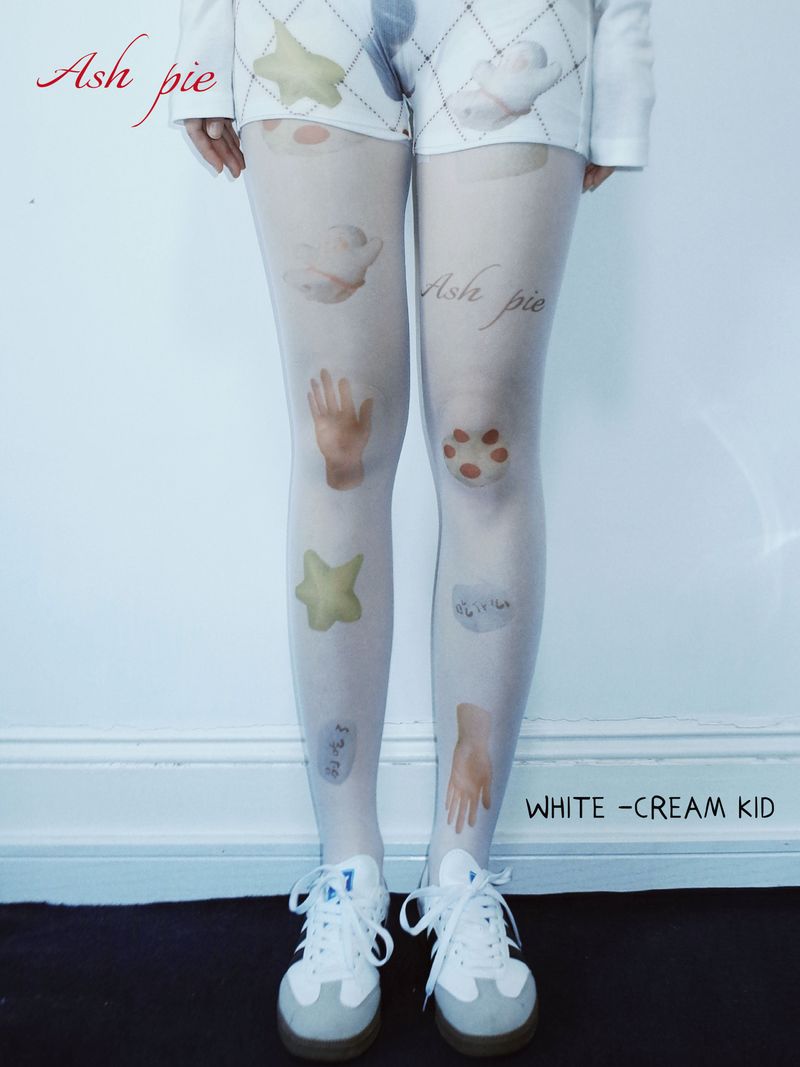 Printed tights