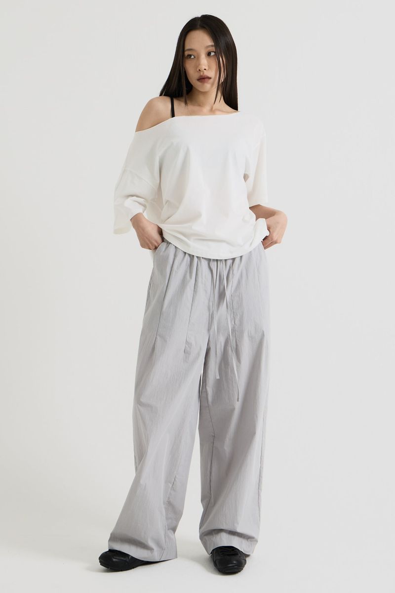 One shoulder t-shirt, White