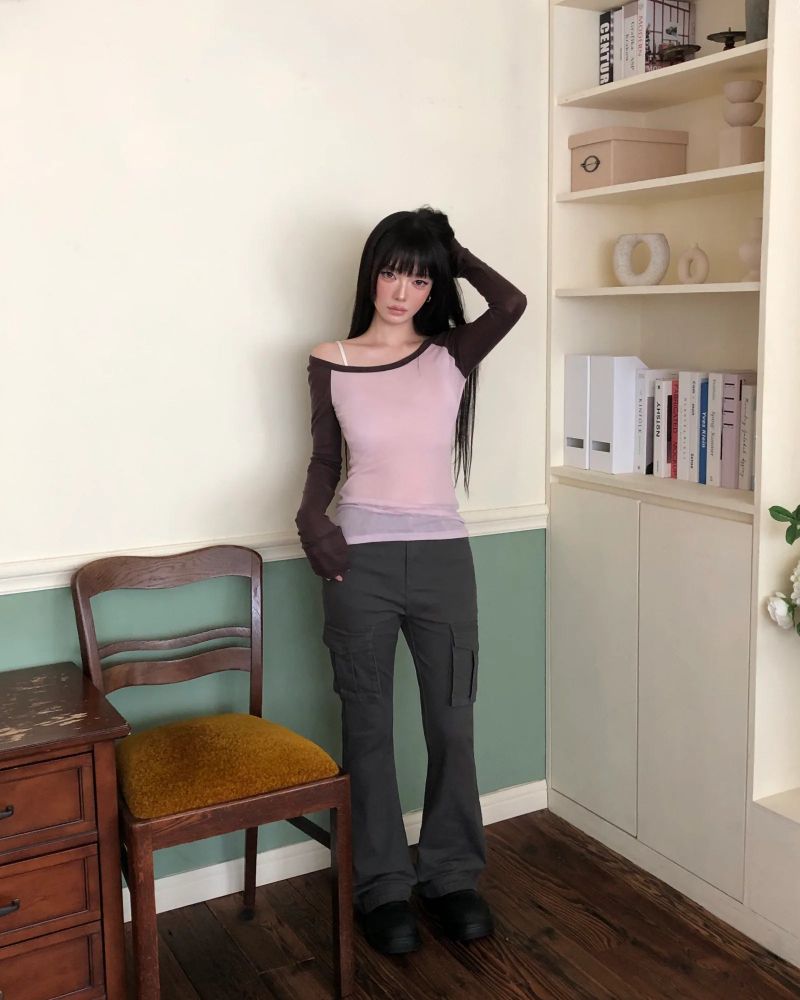 Jemin Low-Rise Bootcut Cargo Pants