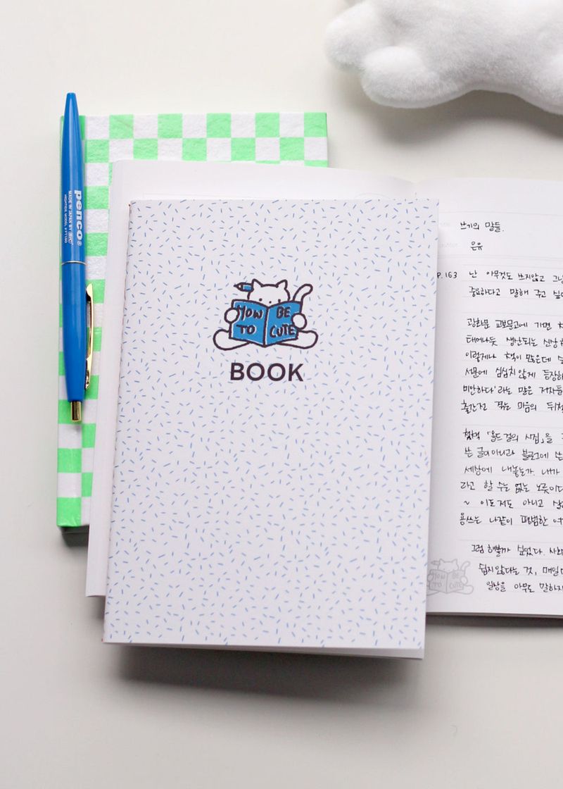 NO NOT NEVER（ノーノットネバー）の「Note a cat reading records （Miscellaneous Goods/Stationery）」