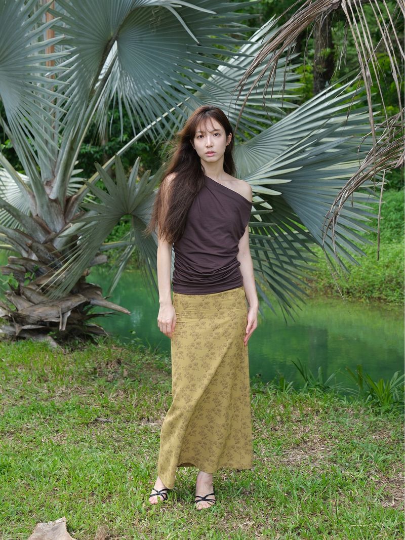 Soft Drape Sleeveless (Brown)