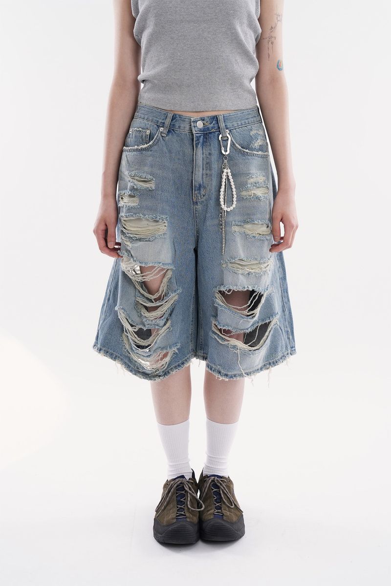 Raucohouse（ラウコハウス）の「Anaheim distressed bermuda denim pants（Pants）」