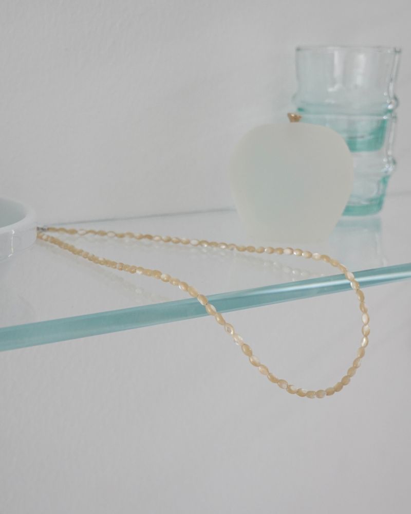 Pure shell necklace_ivory