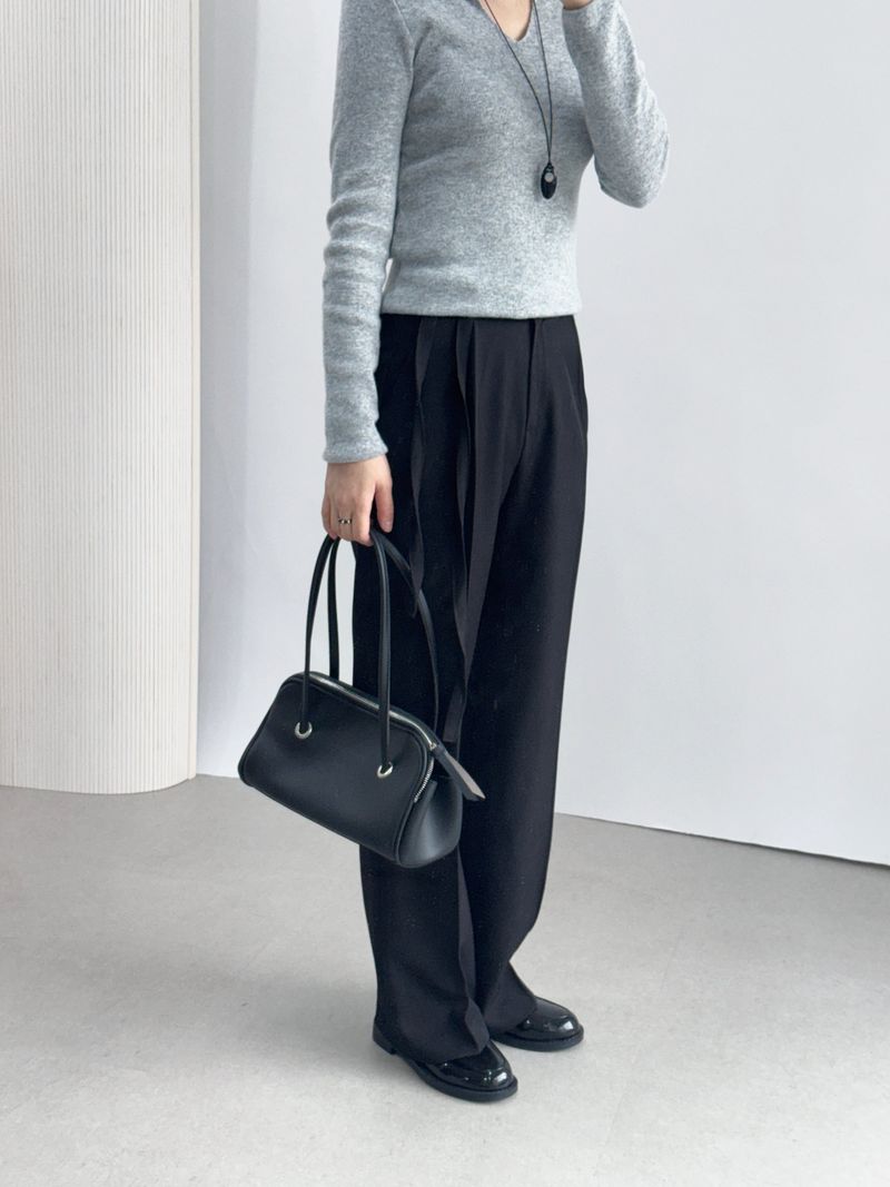 Lucen Strap Pintuck Semi-Wide Slacks Pants
