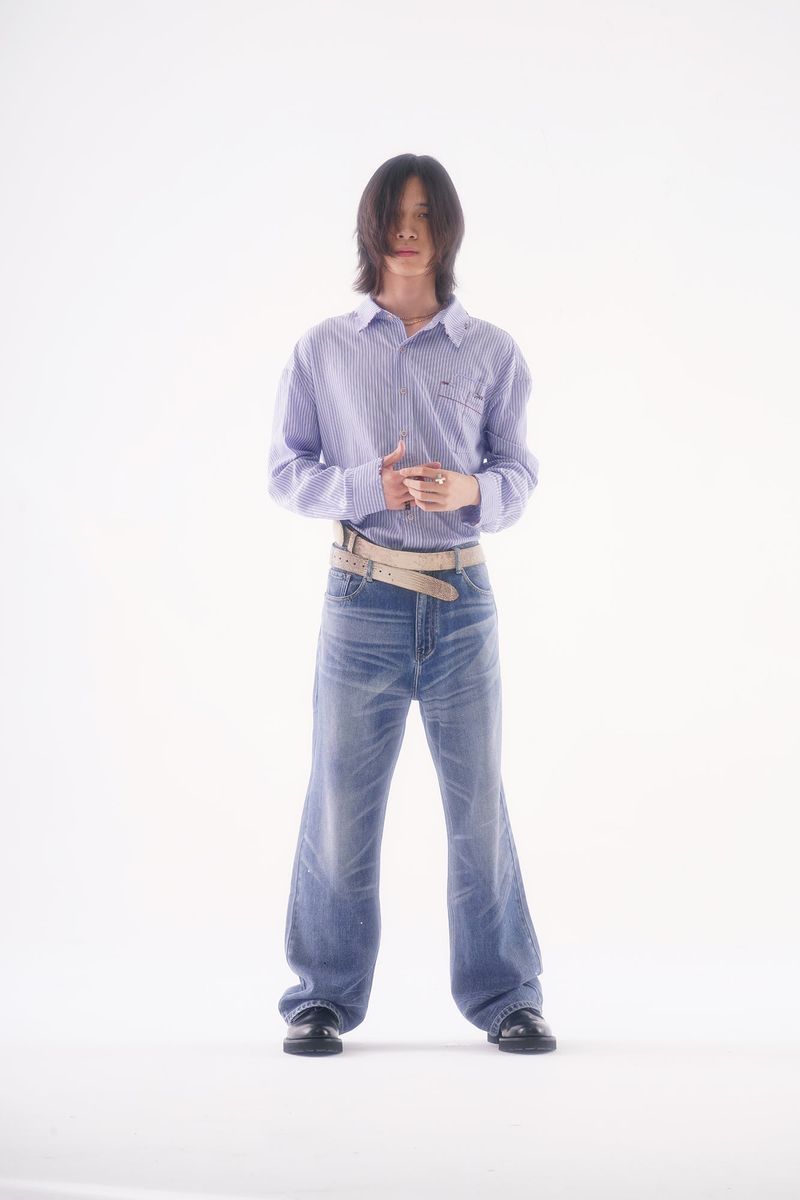 SIGNATURE BACK PATCH HAND-STITCHED CROSS PATCH POCKET STRIPED SHIRT