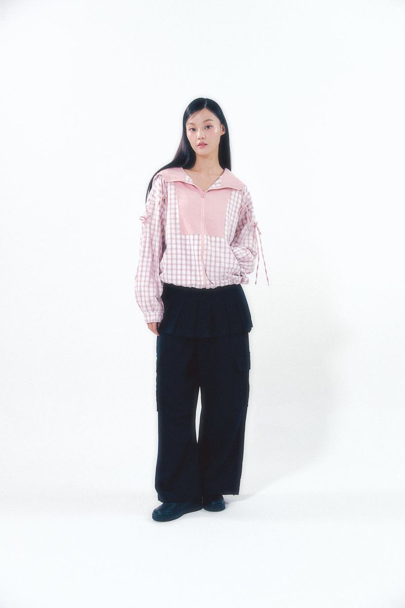 Check Ribbon Wind Breaker Pink