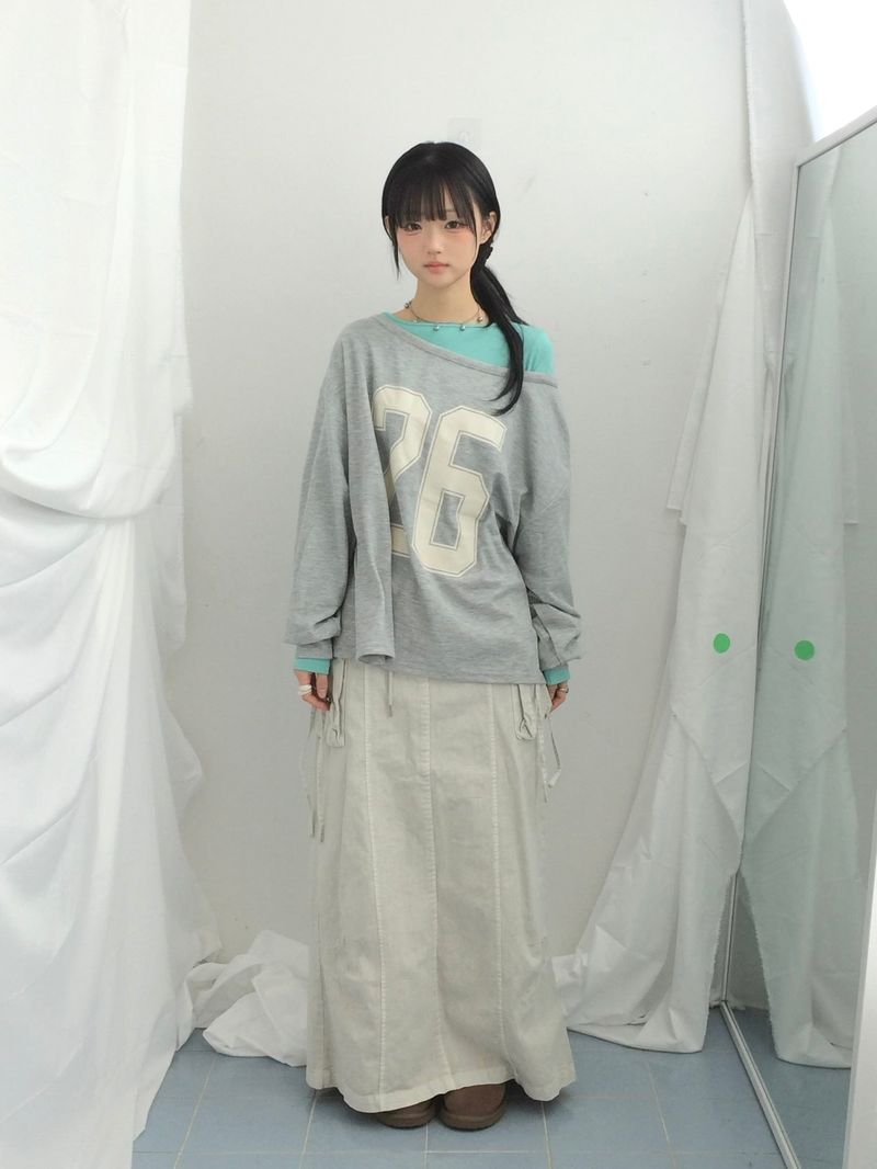 Numbering loose sweatshirt