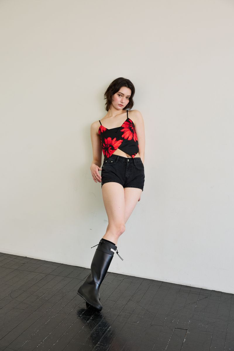 PEPPY MICRO DENIM SHORTS / BLACK