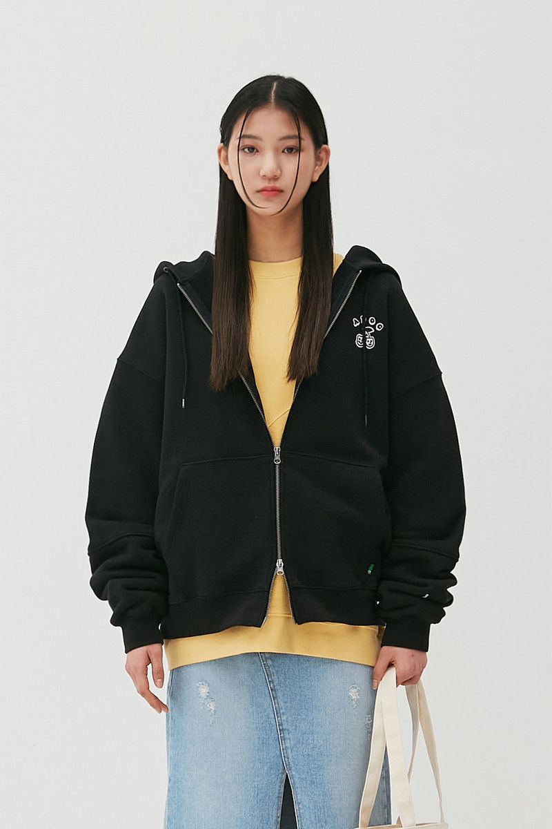 APIECEOFCAKE（ピースオブケイク）の「Cherry Bear Hood Zipup_Black（Tops）」