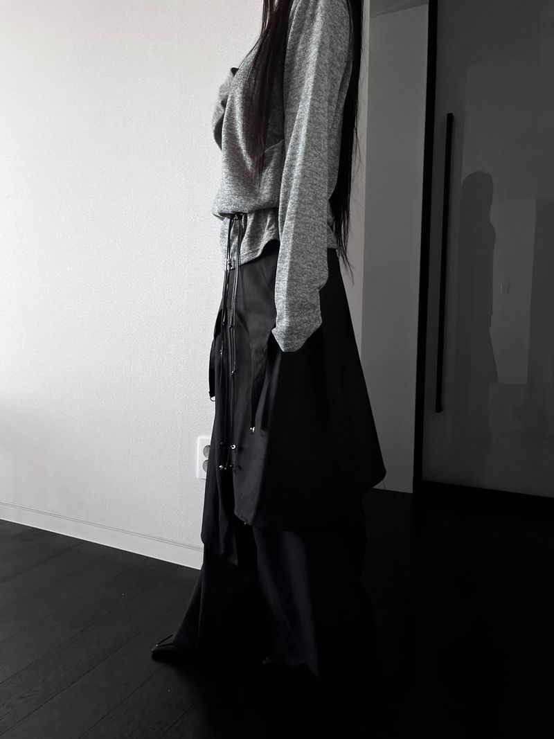 dust D-ring asym midi skirt (2color)