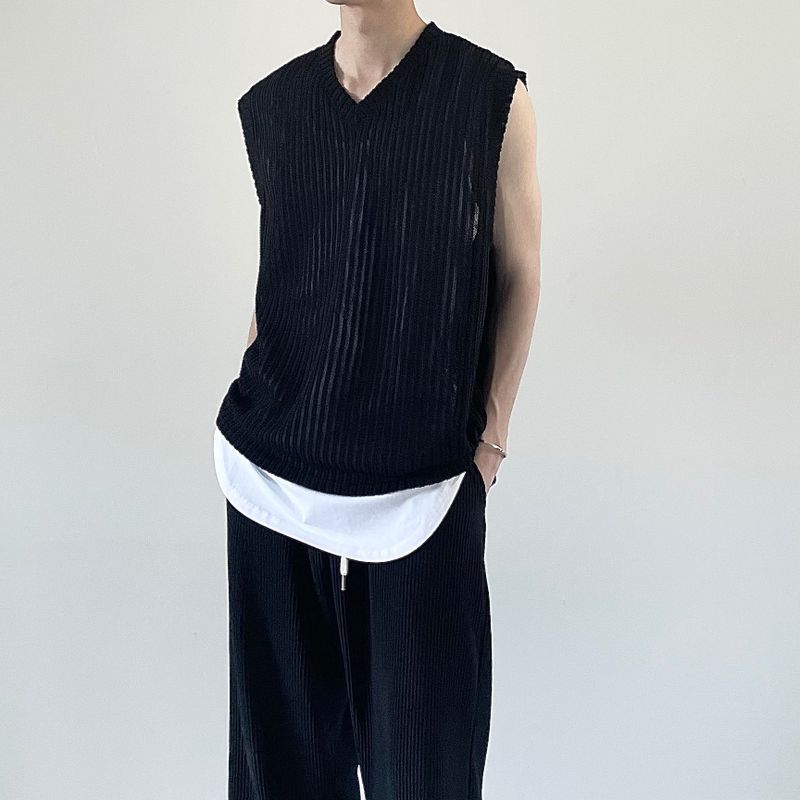 Cent(セントマーケット)の「Long layered U neck sleeveless T shirt(Tops)」